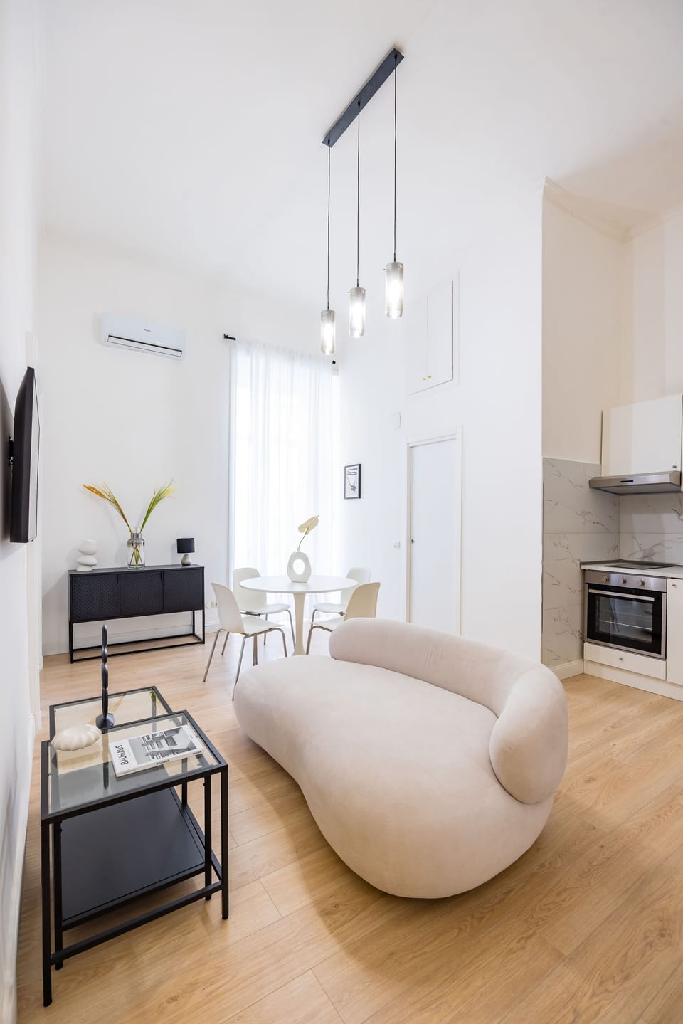 Apartment (1 Bedroom) | Living area | TV