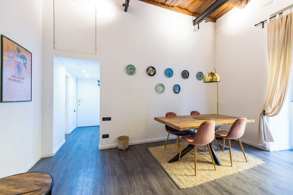 Apartment (1 Bedroom) | Living area | TV