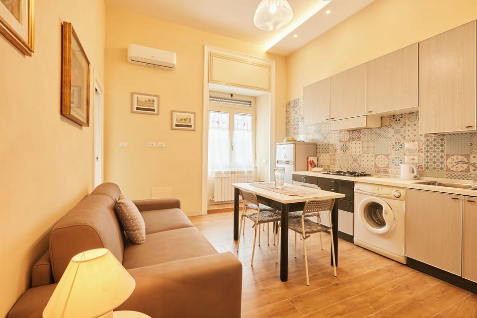 Apartment (1 Bedroom) | Living area | TV