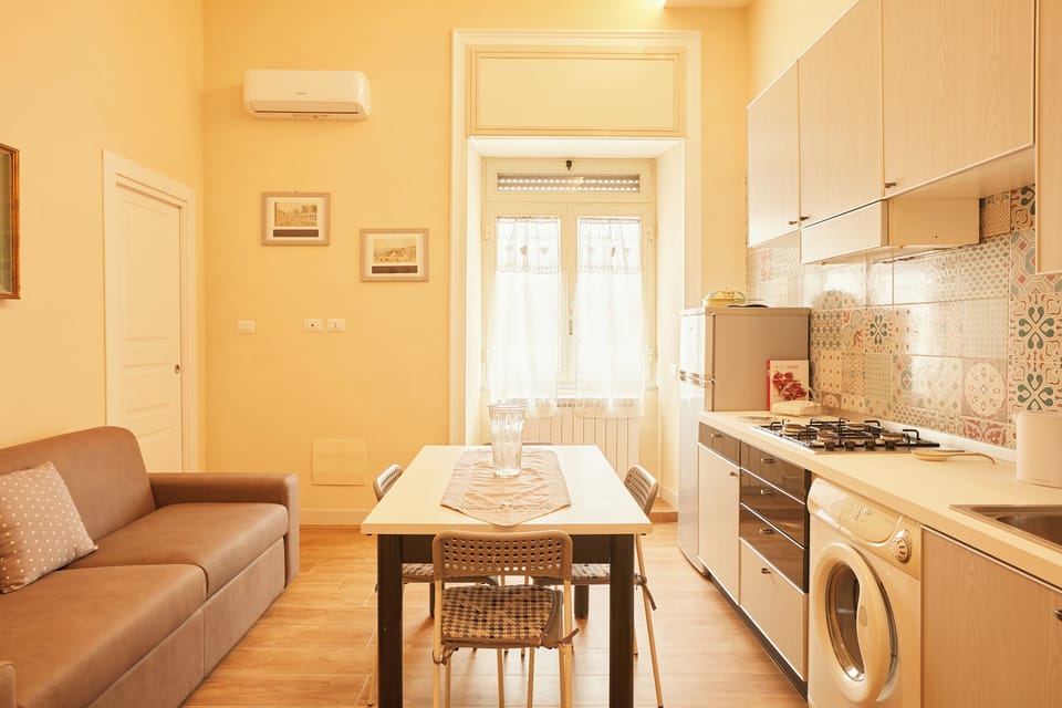 Apartment (1 Bedroom) | Living area | TV