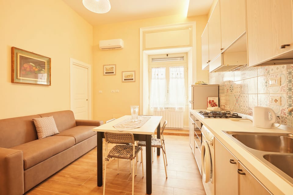 Apartment (1 Bedroom) | Living area | TV