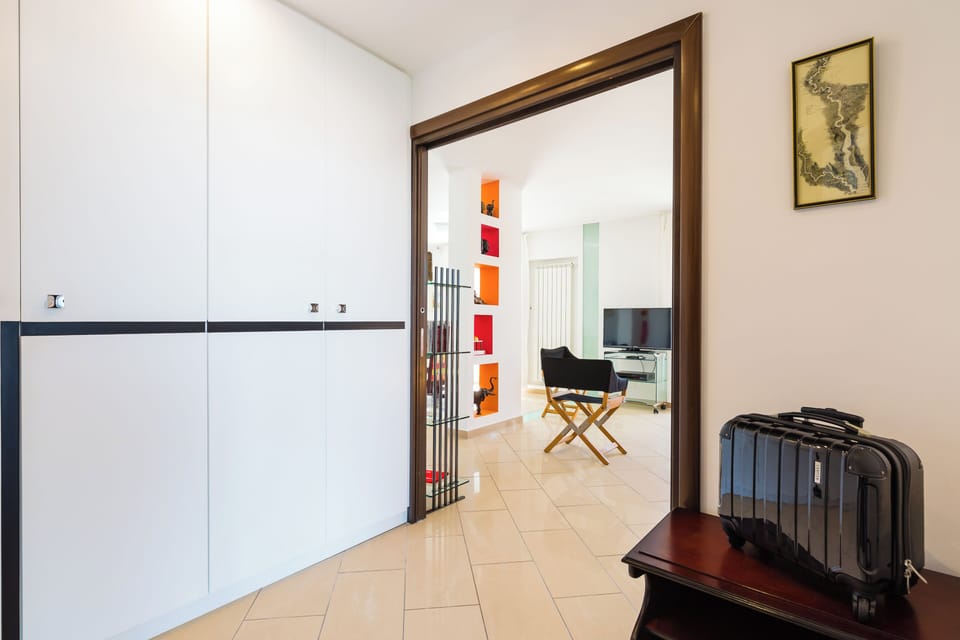 Apartment (2 Bedrooms) | Living area | TV