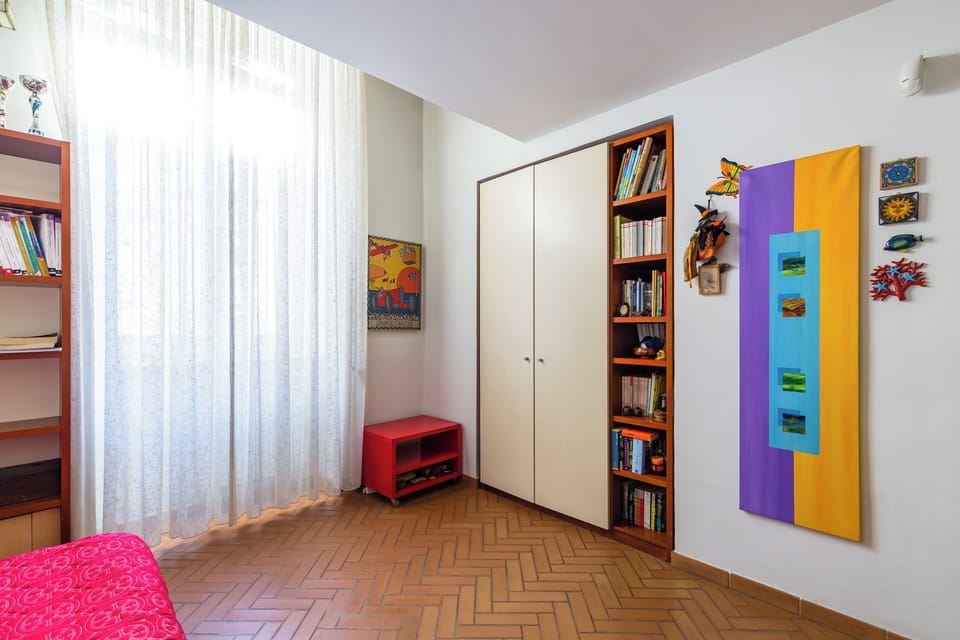Apartment (3 Bedrooms) | 3 bedrooms, laptop workspace, iron/ironing board, bed sheets