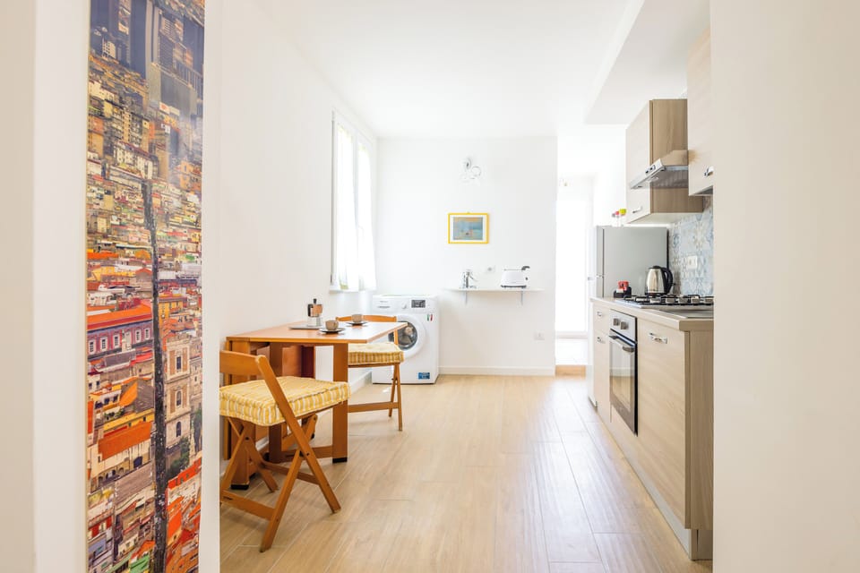 Apartment (2 Bedrooms) | Private kitchen | Oven, electric kettle
