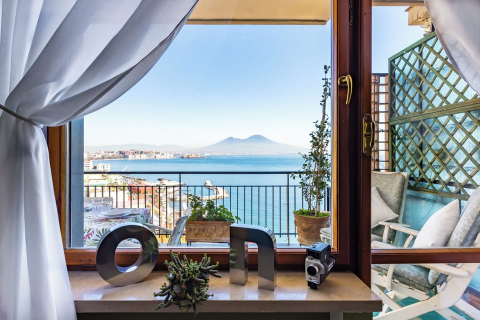 Apartment (3 Bedrooms) | Water view