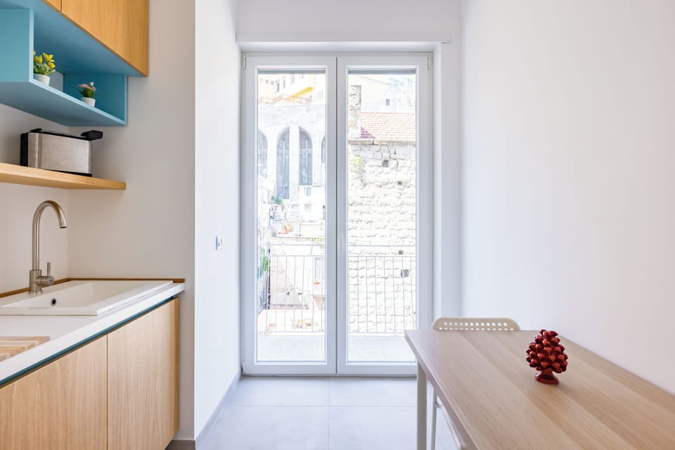 Apartment (2 Bedrooms) | Private kitchenette | Espresso maker, electric kettle