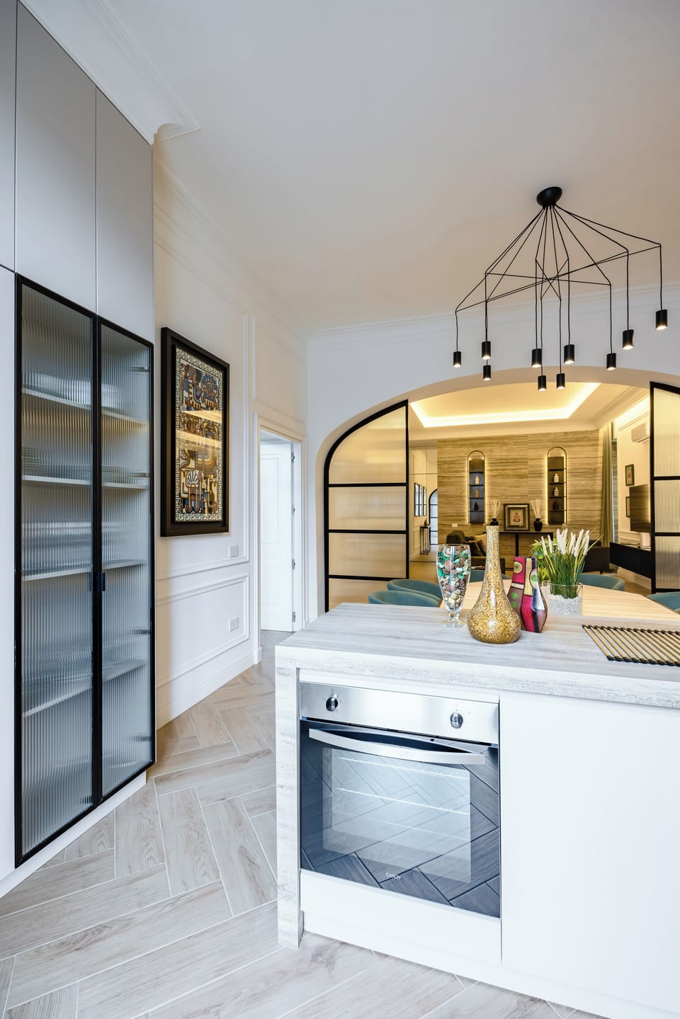 Apartment (3 Bedrooms) | Private kitchen | Oven, espresso maker, electric kettle