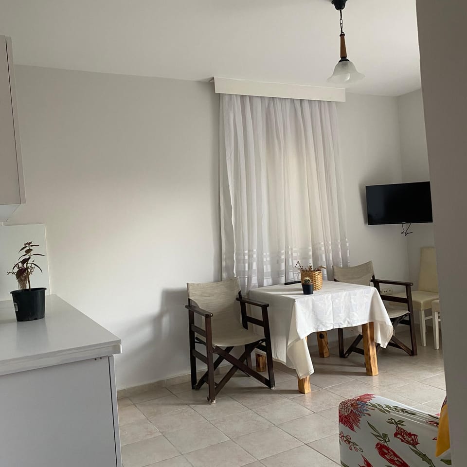 Family Quadruple Room, City View | Free WiFi