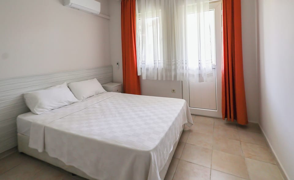 Family Quadruple Room, City View | Free WiFi