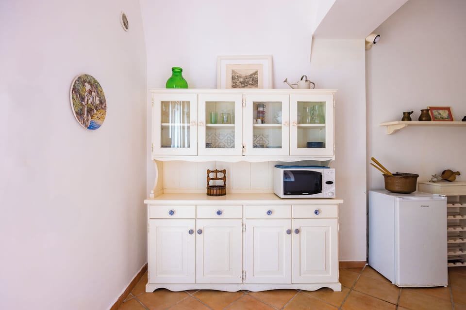 House (2 Bedrooms) | Private kitchen | Cookware/dishes/utensils