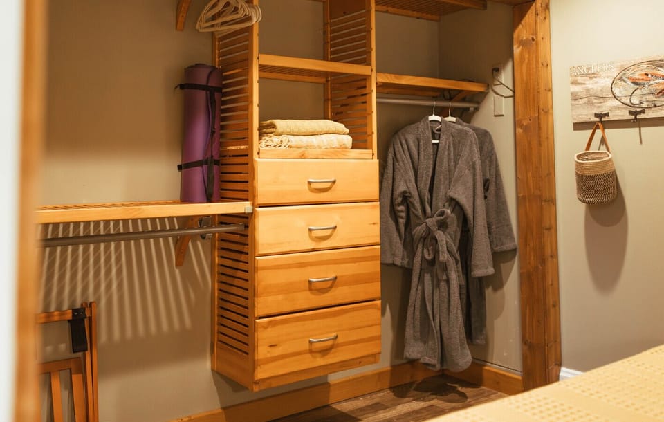 Bedroom Closet