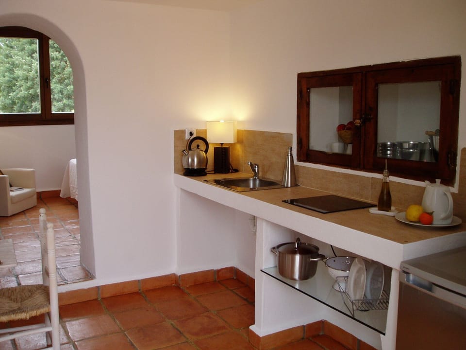 Studio | Private kitchen | Electric kettle