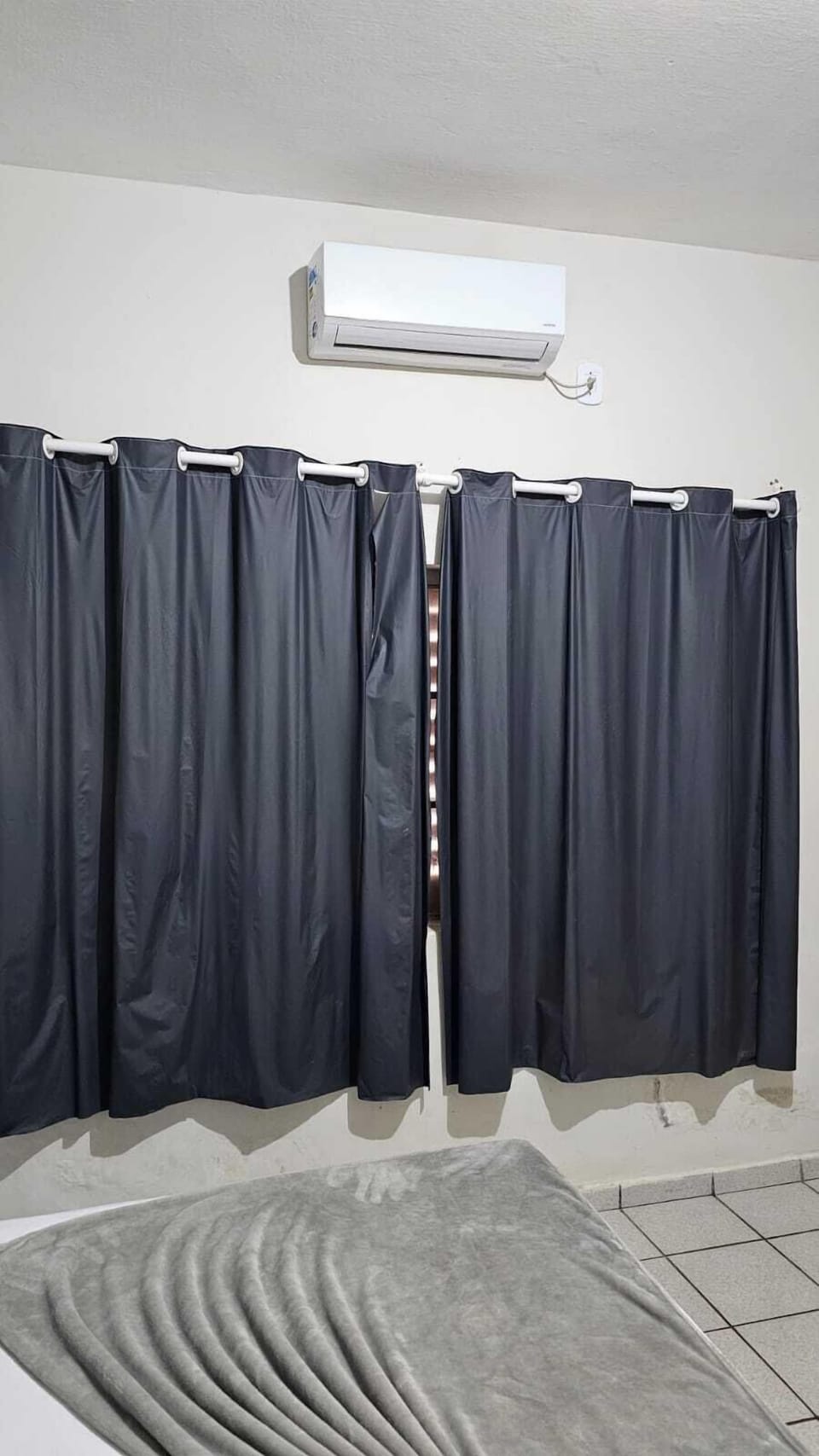 Double Room, 1 Queen Bed, Private Bathroom | Desk, laptop workspace, free WiFi, bed sheets
