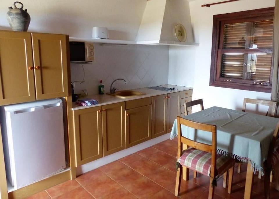 Villa, 1 Bedroom (4 people) | Private kitchen