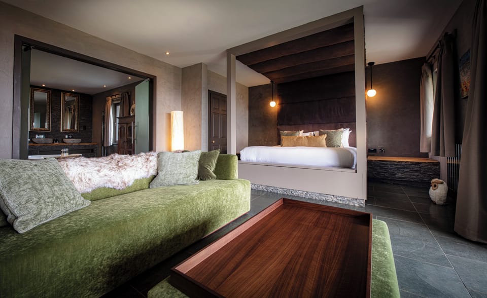 Junior Suite, Sea View | Living area | Flat-screen TV