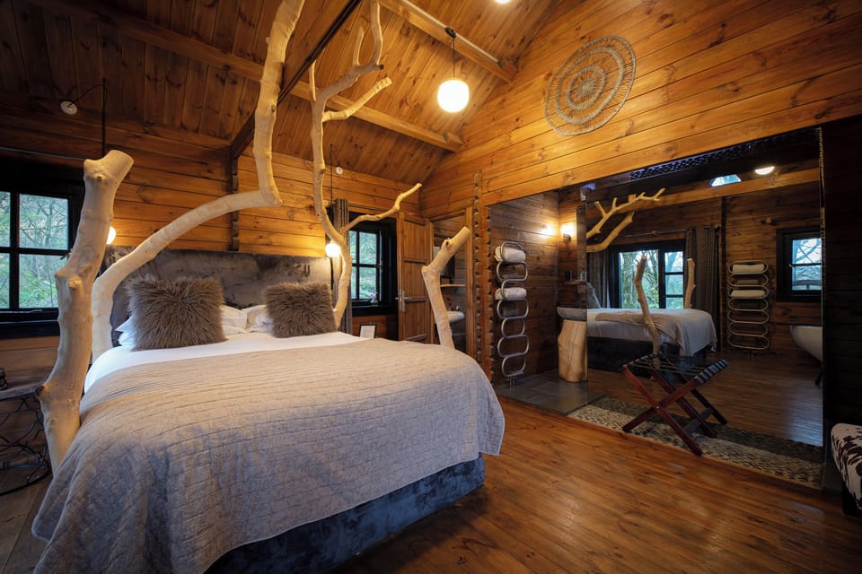 Chalet, Garden Area | Premium bedding, in-room safe, individually decorated