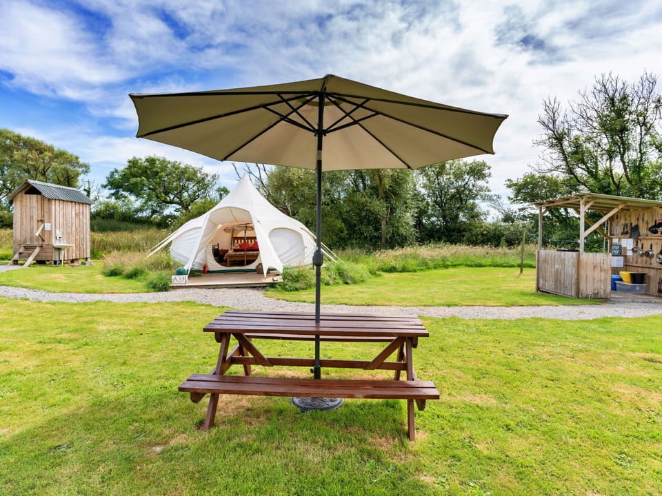Camping, Tent, Recreation, Land Lot, Shade, Outdoor Furniture, Leisure, Outdoor Table, Park, Lawn