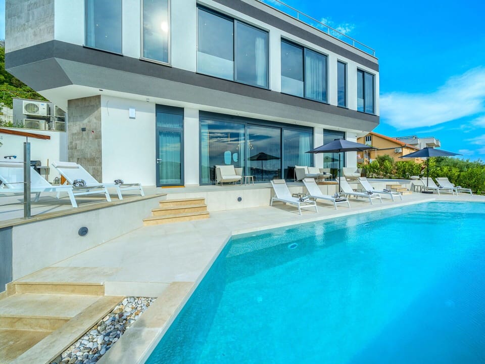 Blue, Swimming Pool, Resort, Estate, Villa, Eco Hotel, Hotel, Resort Town, Balcony, Thermae