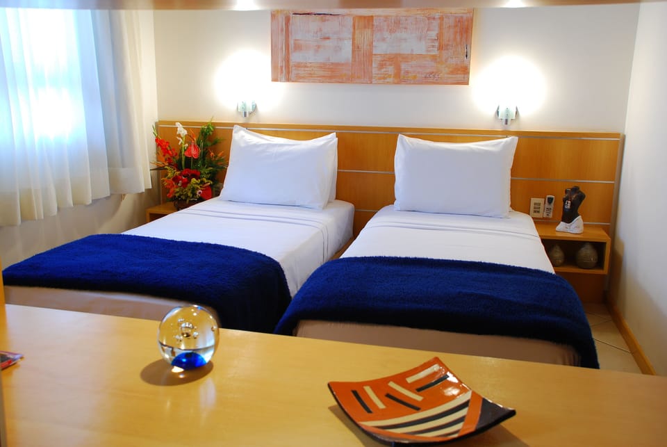 1 bedroom, Egyptian cotton sheets, minibar, desk