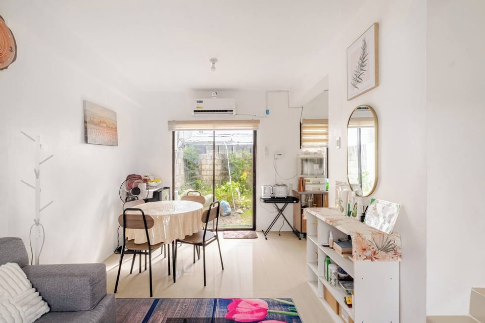 House, 3 Bedrooms, Balcony, Garden View | Dining room