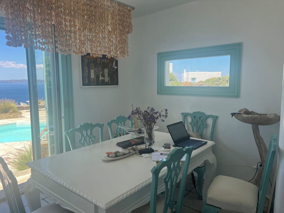 Dinning table