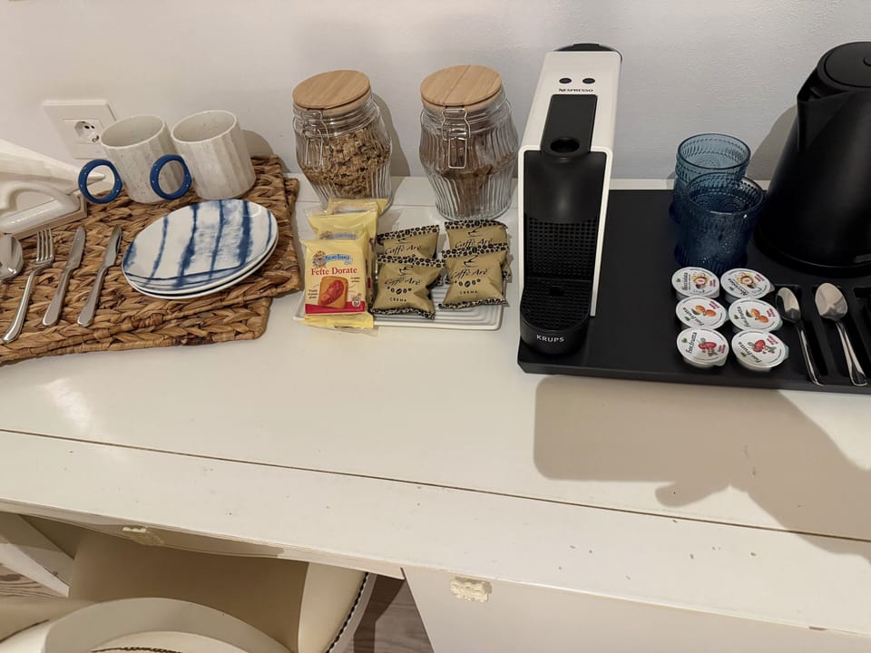 Free daily self-serve breakfast