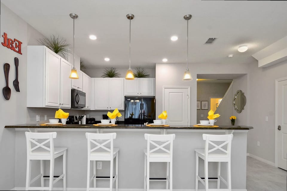 House | 4 bedrooms, high-speed internet
