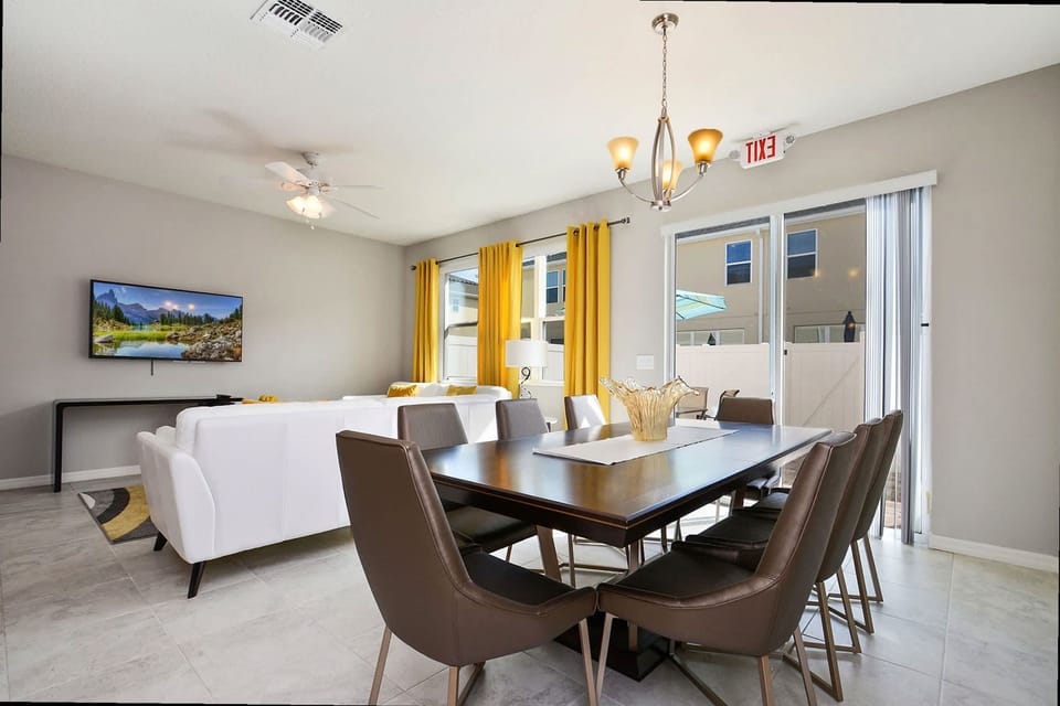 House | 4 bedrooms, high-speed internet