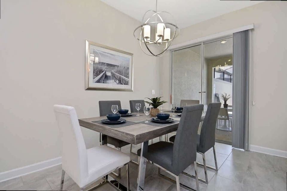 House | 4 bedrooms, Internet