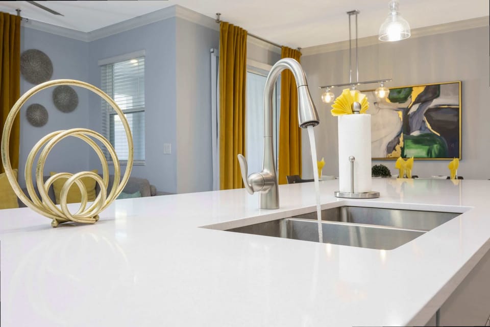 House | 4 bedrooms, high-speed internet
