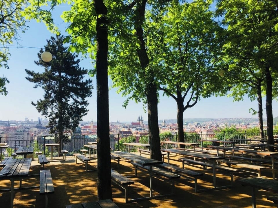 10 mins walk to the Letna park and beer garden with the most beautiful city view