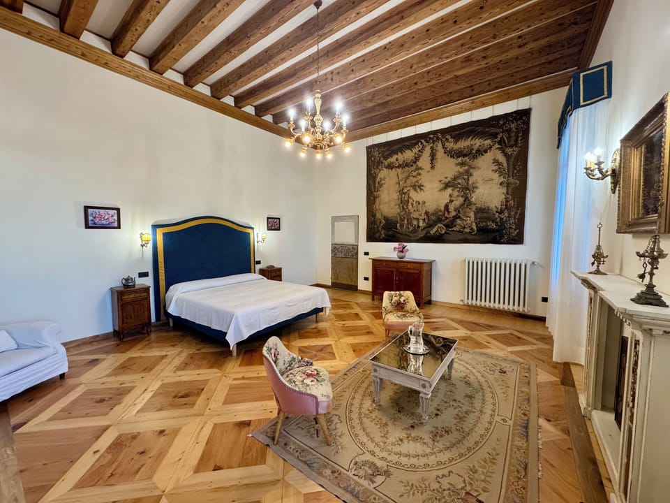 Deluxe Suite, Private Bathroom, Garden View | Frette Italian sheets, premium bedding, down comforters