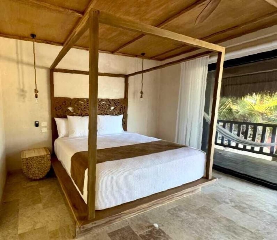 Suite Cielo, Private Jacuzzi, Rooftop, Frontal Ocean View & Infinity Poo | Egyptian cotton sheets, premium bedding, down comforters, minibar