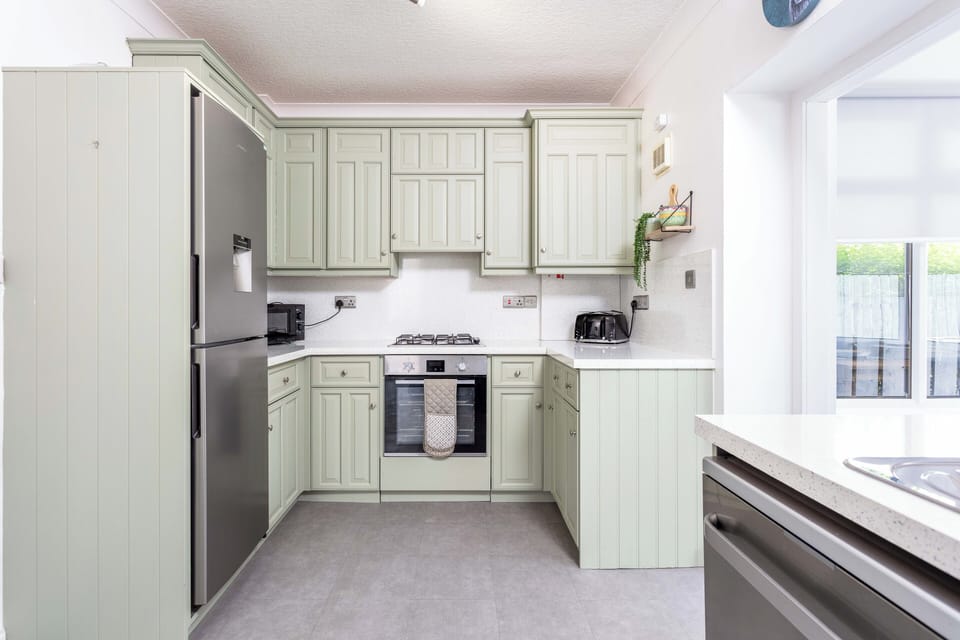 Iron/ironing board, free WiFi