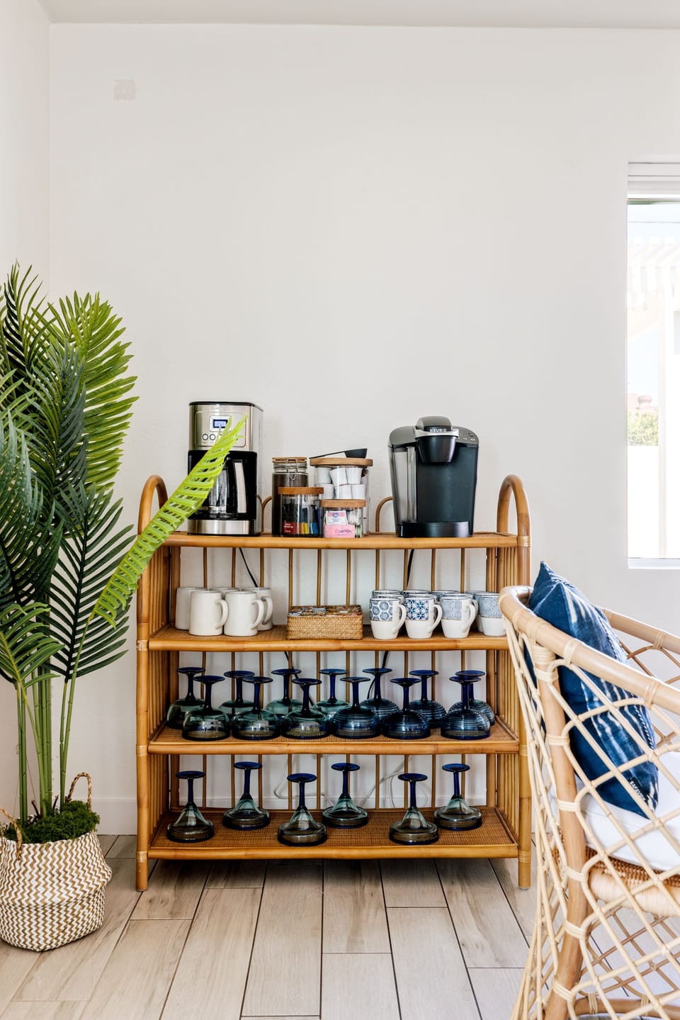Your Scottsdale stay includes a stylish coffee bar with both Keurig and drip machine, plus chic glassware for margaritas when it’s time to unwind. Perfect for girls’ trips or family getaways just minutes from Old Town Scottsdale shops + restaurants.