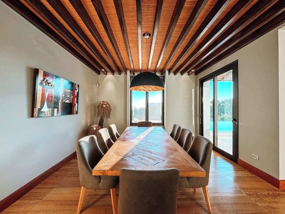 Shared dining room inside