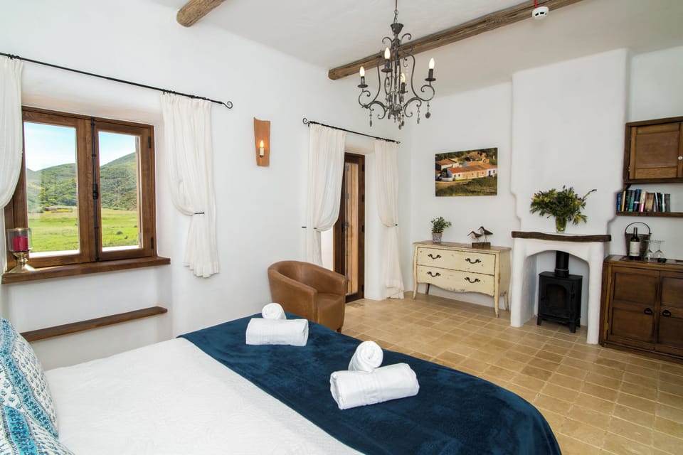 Luxury Double or Twin Room, Pool View | In-room safe, free WiFi