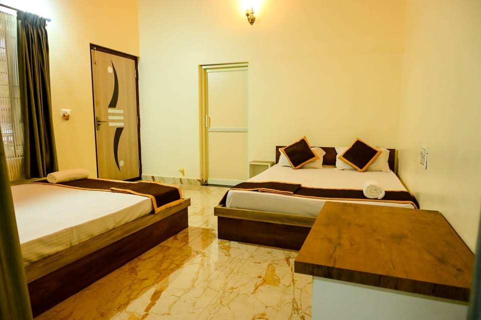 Family Quadruple Room | Iron/ironing board