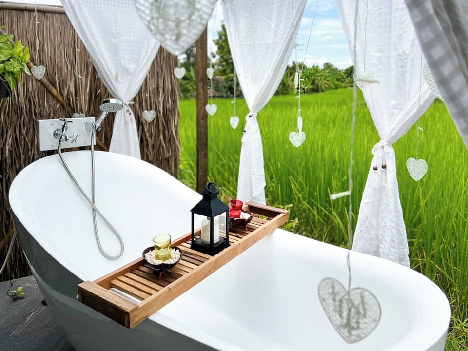 Baan Yung Kao | Deep soaking bathtub