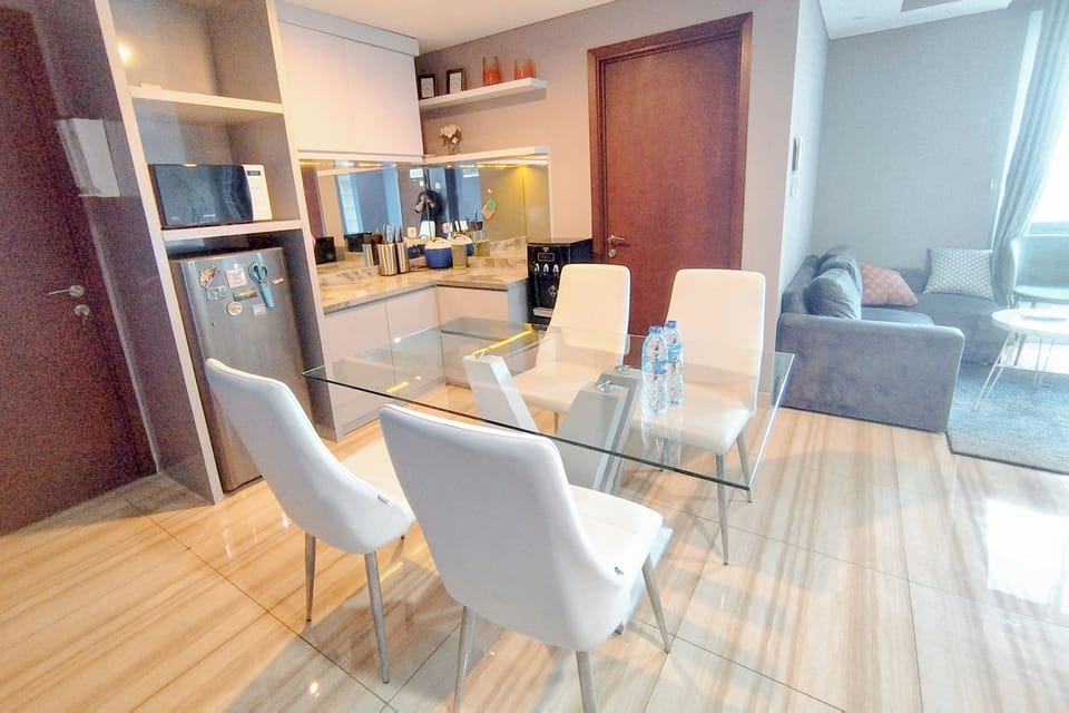 Standard Apartment | Dining room