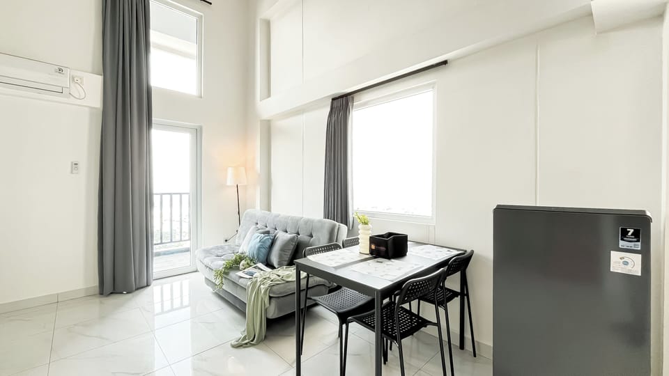 Standard Apartment | Dining room