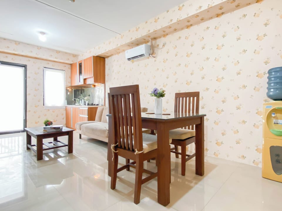 Standard Apartment | In-room dining