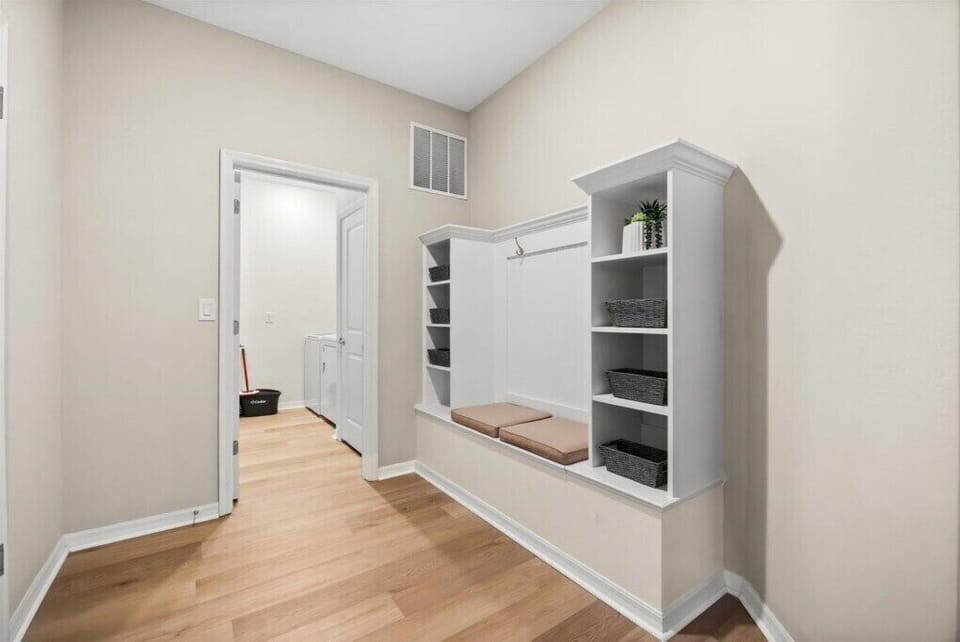 15911 Cape Coral Loop (11).jpg