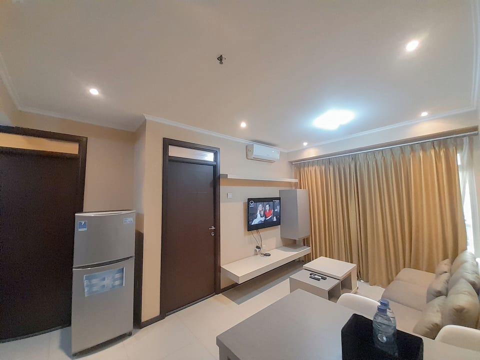 Standard Apartment | Living area