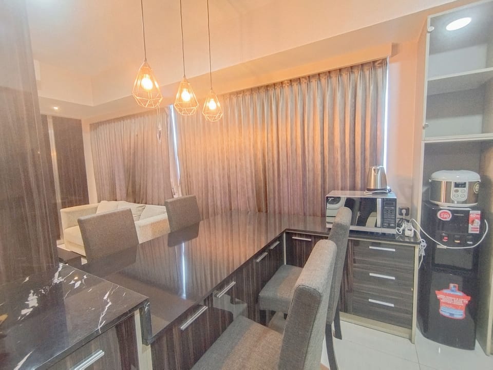 Standard Apartment | In-room dining