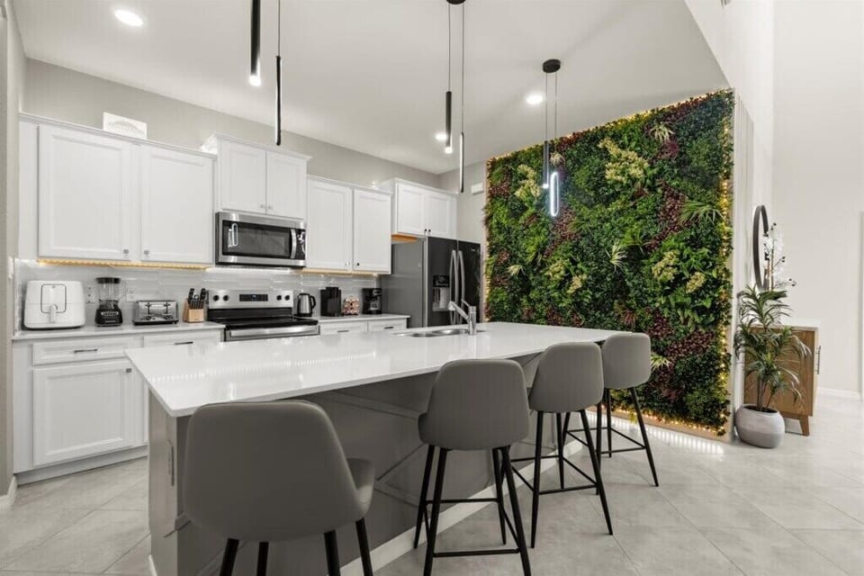 15890 Cape Coral Loop  (6).jpg