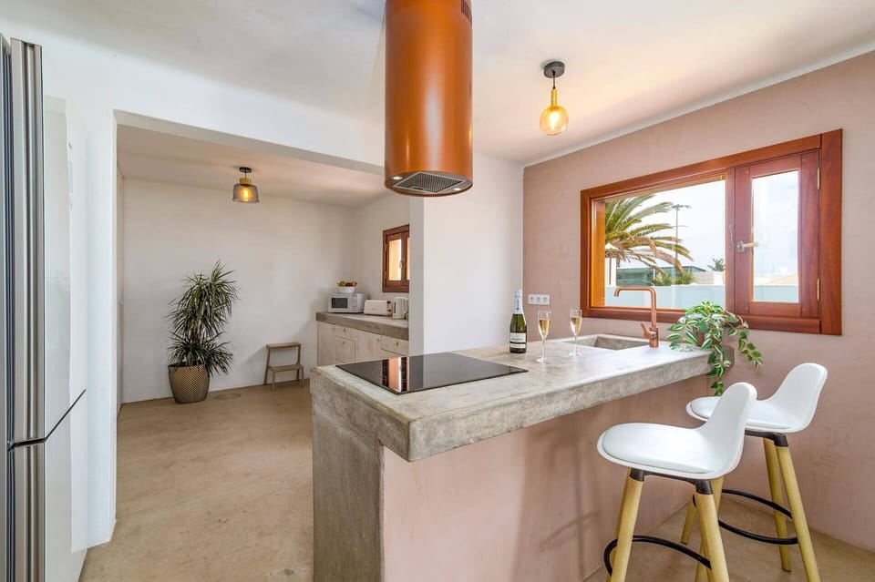 Villa Tina image