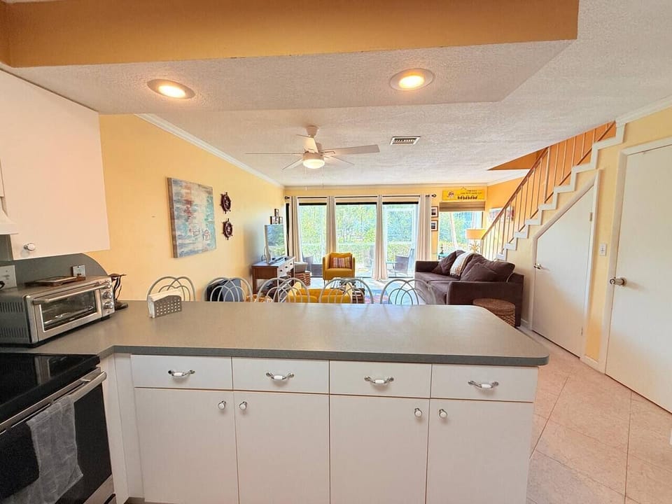 Kitchen (1)