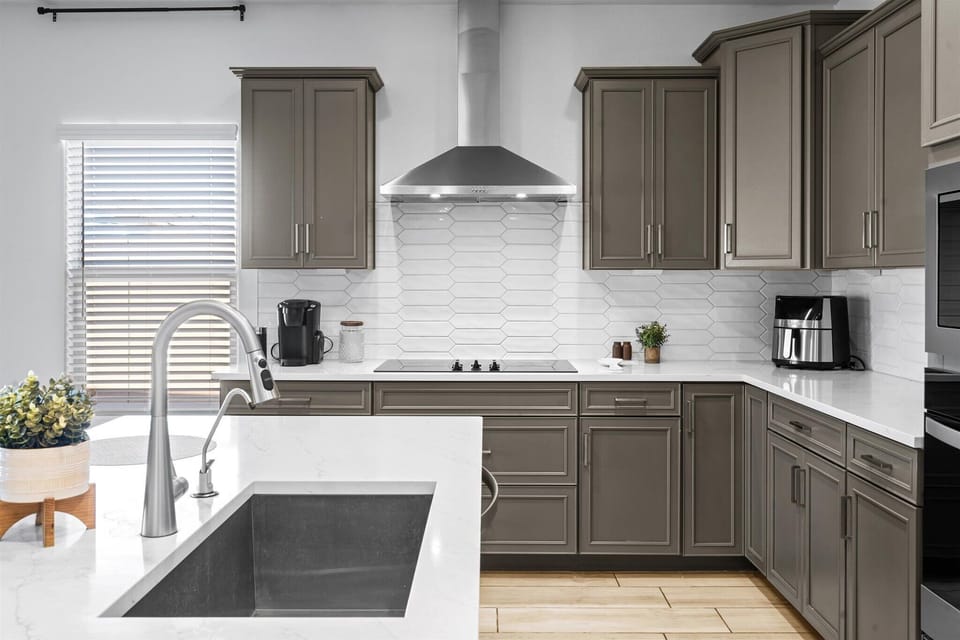 Fully stocked kitchen