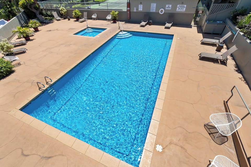 Complex pool.
